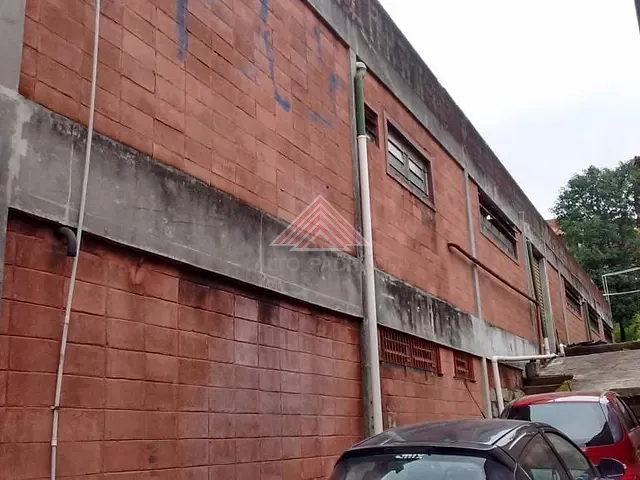 Galpão / Barracão com 1547m², à venda, no bairro Jardim Itapeva em Mauá