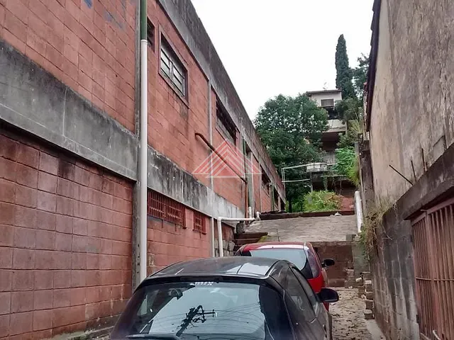 Galpão / Barracão com 1547m², à venda, no bairro Jardim Itapeva em Mauá