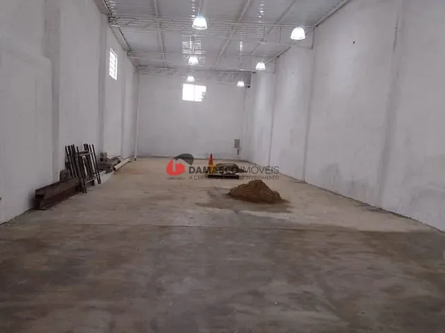 Galpão / Barracão com 544m², para alugar, no bairro Ipiranga em São Paulo