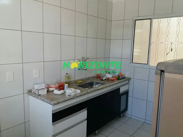 Galpão / Barracão com 200m², à venda ou para alugar, no bairro Jardim São Judas Tadeu em São José dos Campos