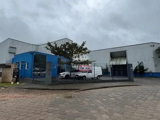 Galpão / Barracão com 1400m², para alugar, no bairro São Pedro Novo em Rodeio