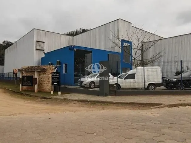 Galpão / Barracão com 1400m², para alugar, no bairro São Pedro Novo em Rodeio