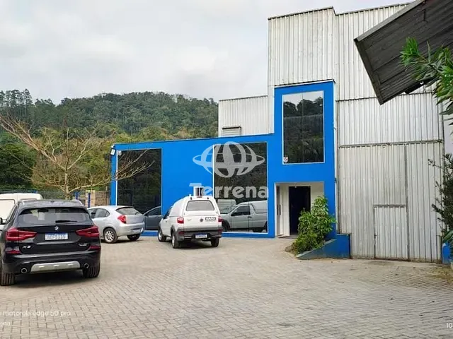 Galpão / Barracão com 1400m², para alugar, no bairro São Pedro Novo em Rodeio