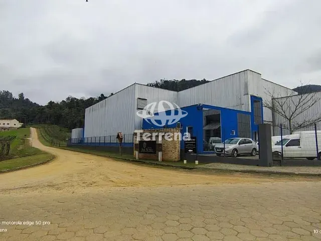 Galpão / Barracão com 1400m², para alugar, no bairro São Pedro Novo em Rodeio
