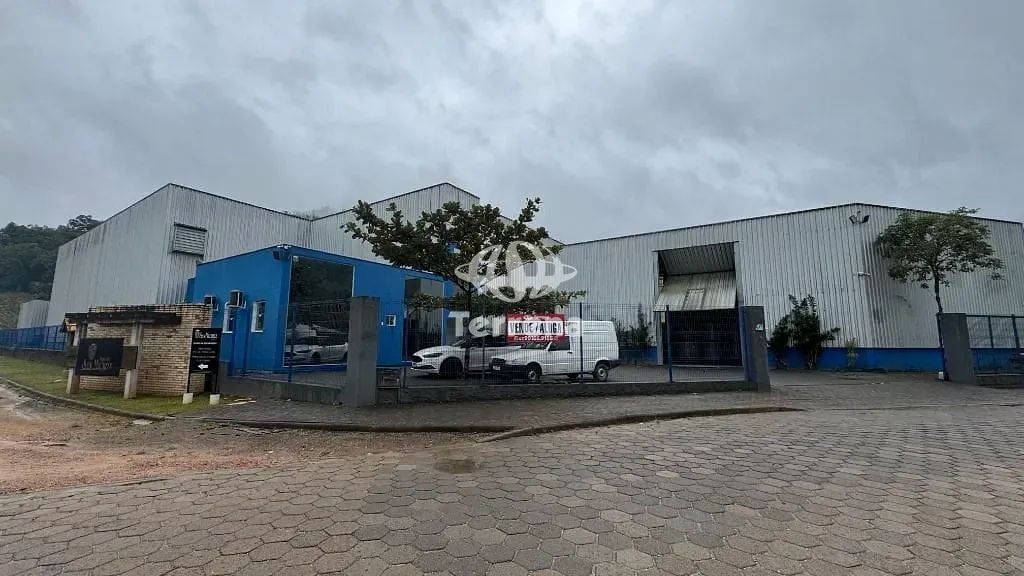 Galpão para alugar com 1.300 m - São Pedro Novo - Rodeio/SC - foto 1