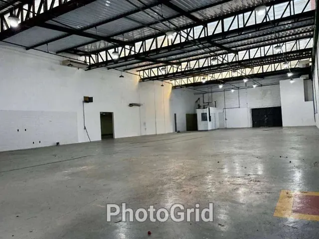 Galpão / Barracão com 1000m², à venda, no bairro Cambuci em São Paulo