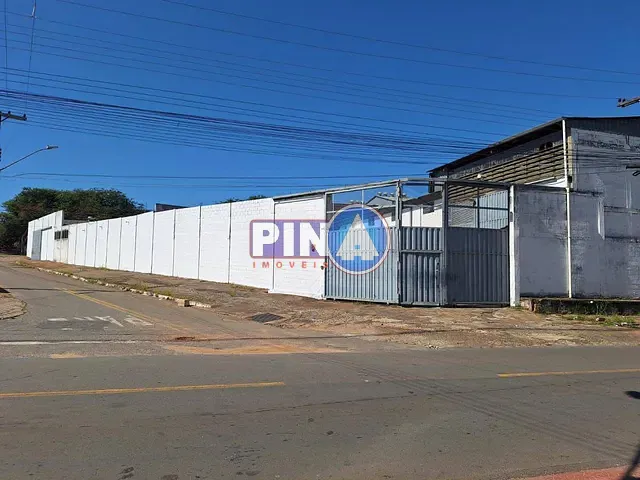 Galpão / Barracão para alugar, no bairro Santa Genoveva em Goiânia