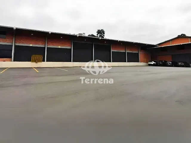 Galpão / Barracão com 2600m², para alugar, no bairro Passo Manso em Blumenau