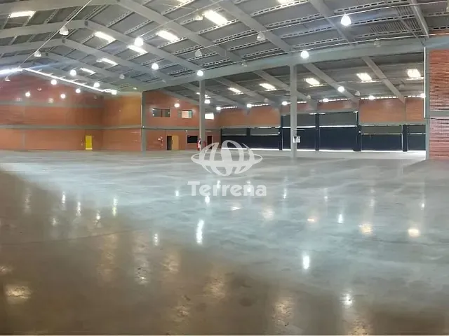 Galpão / Barracão com 2600m², para alugar, no bairro Passo Manso em Blumenau
