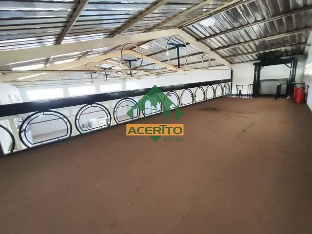 Galpão / Barracão com 300m², à venda, no bairro Jardim do Prado em Araçatuba