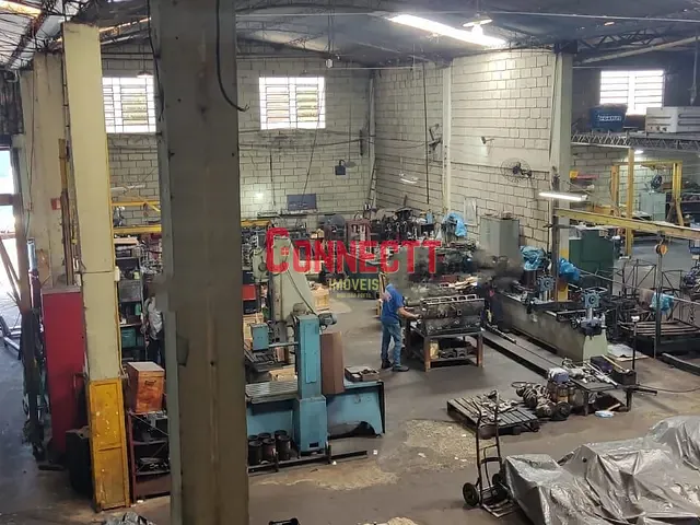 Galpão / Barracão com 600m², à venda, no bairro Parque Industrial Tanquinho em Ribeirão Preto
