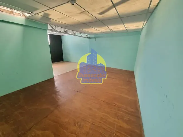 Galpão / Barracão com 400m², para alugar, no bairro km 18 em Osasco