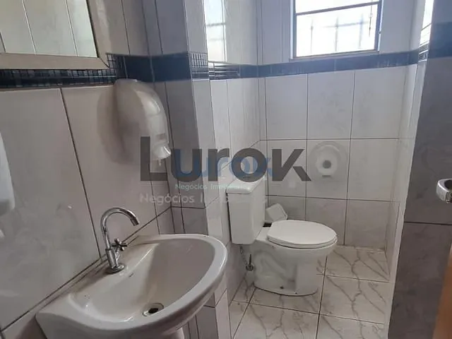 Galpão / Barracão com 730m², para alugar, no bairro Vila Faustina II em Valinhos