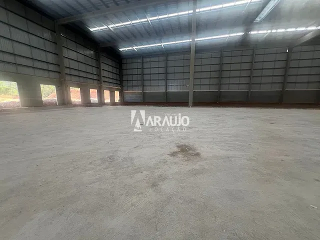 Galpão / Barracão com 6750m², para alugar, no bairro Canhanduba em Itajaí