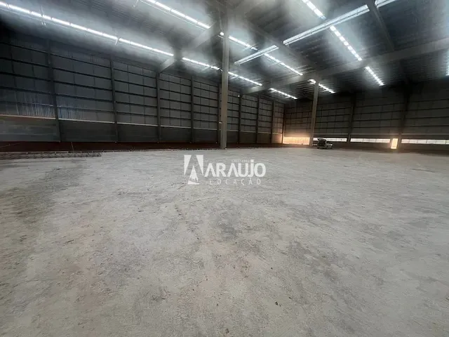 Galpão / Barracão com 6750m², para alugar, no bairro Canhanduba em Itajaí