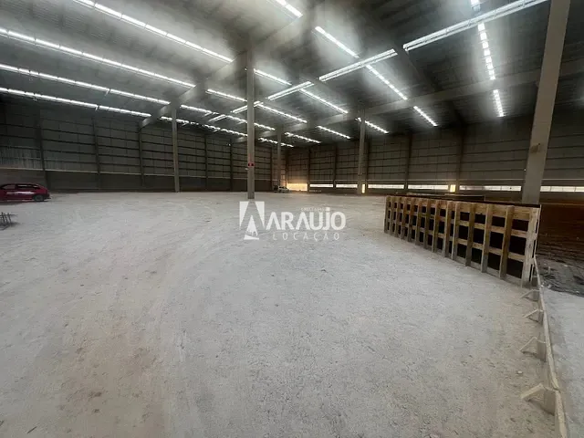 Galpão / Barracão com 6750m², para alugar, no bairro Canhanduba em Itajaí
