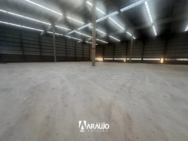 Galpão / Barracão com 6750m², para alugar, no bairro Canhanduba em Itajaí