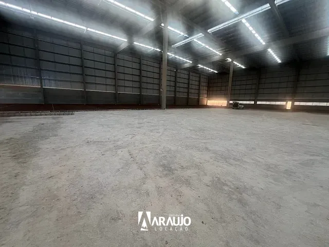 Galpão / Barracão com 6750m², para alugar, no bairro Canhanduba em Itajaí