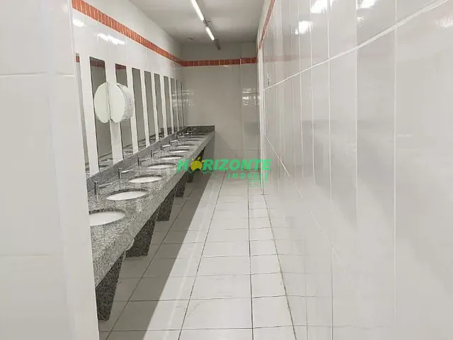 Galpão / Barracão com 5302m², para alugar, no bairro Jardim das Indústrias em São José dos Campos