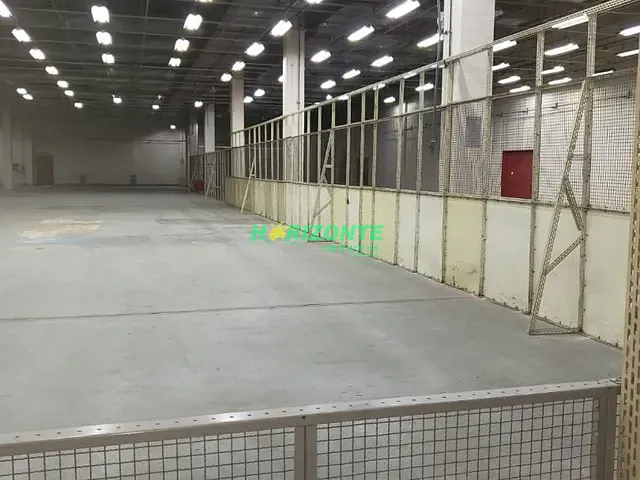 Galpão / Barracão com 5302m², para alugar, no bairro Jardim das Indústrias em São José dos Campos