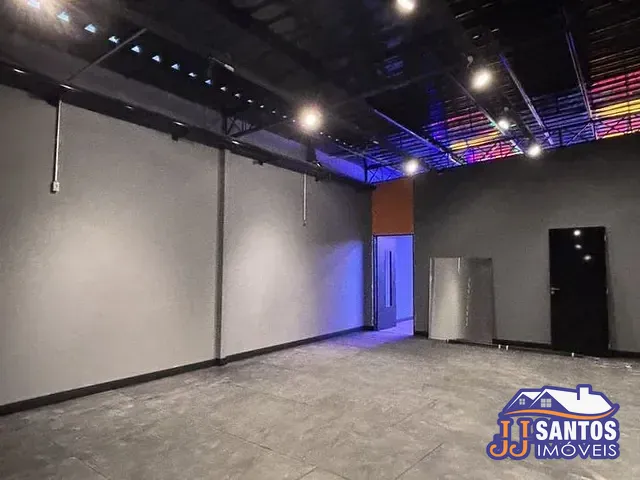 Galpão / Barracão com 830m², à venda, no bairro Cambuci em São Paulo