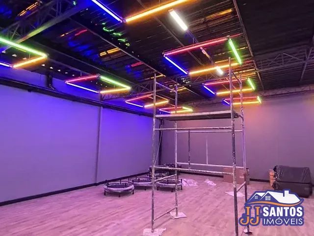 Galpão / Barracão com 830m², à venda, no bairro Cambuci em São Paulo