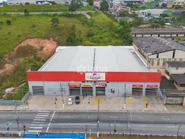 Galpão / Barracão com 3950m², para alugar, no bairro Chácara do Solar I (Fazendinha) em Santana de Parnaíba
