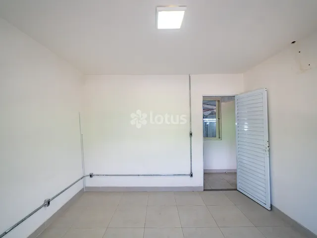Galpão / Barracão com 3950m², para alugar, no bairro Chácara do Solar I (Fazendinha) em Santana de Parnaíba