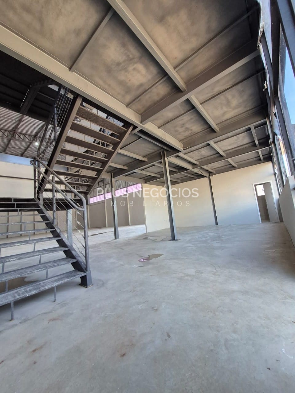 Depósito-Galpão, 980 m² - Foto 3