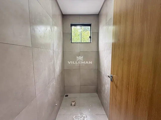 Galpão / Barracão com 348m², para alugar, no bairro Parque das Laranjeiras em Maringá