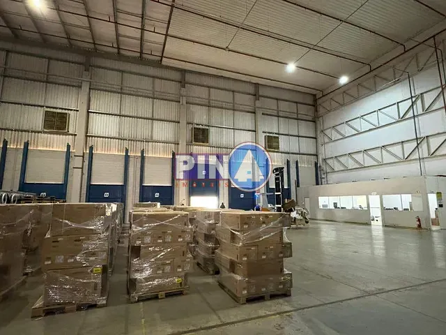 Galpão / Barracão com 3000m², para alugar, no bairro Rosa dos Ventos em Aparecida de Goiânia