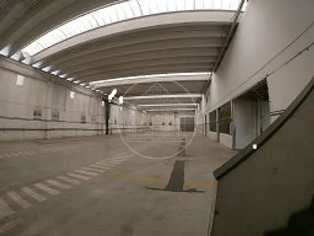 Galpão / Barracão com 15000m², para alugar, no bairro Vila Inglesa em São Paulo