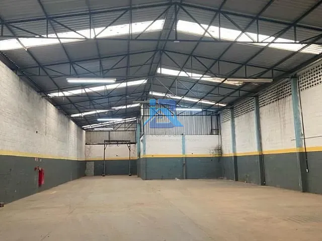 Galpão / Barracão com 900m², para alugar, no bairro Bairro da Ponte em Itatiba