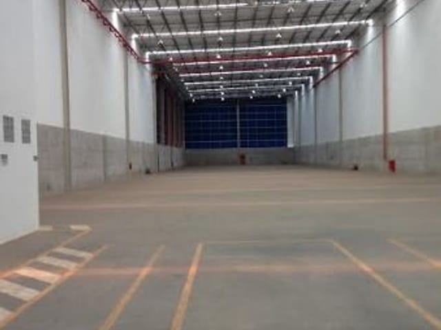Galpão / Barracão com 6852m², para alugar, no bairro Paraíso (Polvilho) em Cajamar