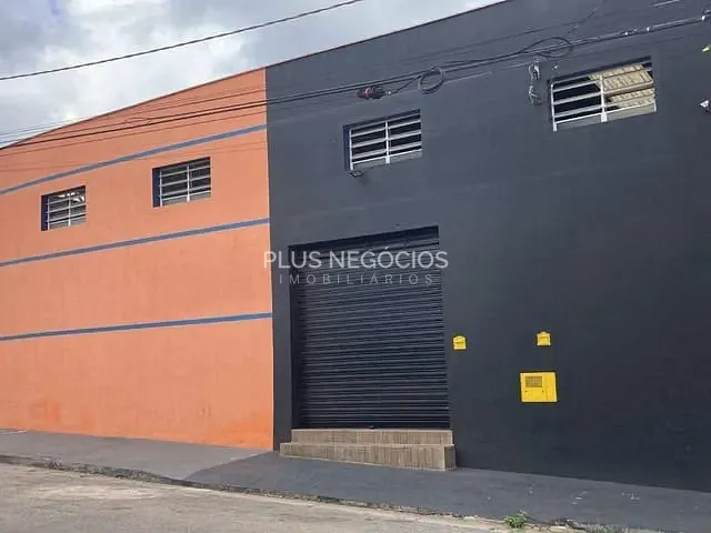 Galpão / Barracão com 110m², para alugar, no bairro Jardim Bertanha em Sorocaba