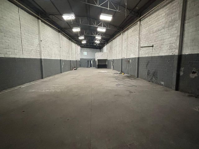 Foto do Galpão / Barracão - Galpão para locação em Itaquaquecetuba, SP | Imobiliária Villela Imóveis