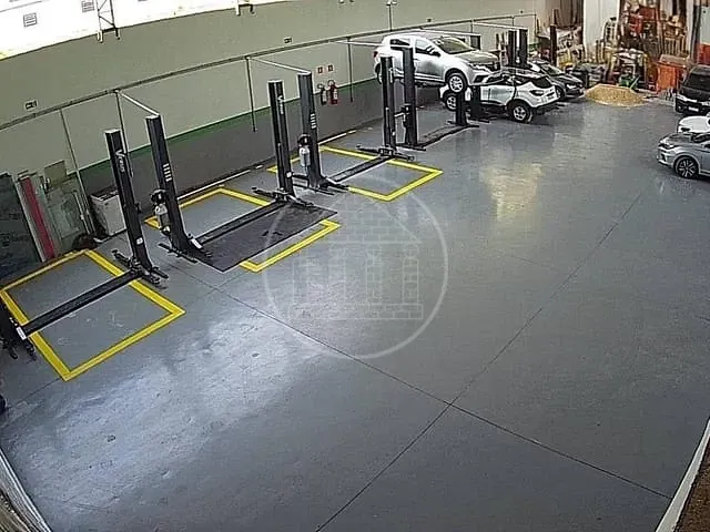 Galpão / Barracão com 632m², à venda, no bairro Cidade Dutra em São Paulo