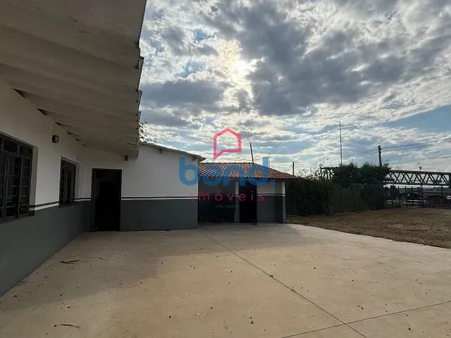 Galpão / Barracão com 1000m², à venda, no bairro Jardim Brasil em Boituva