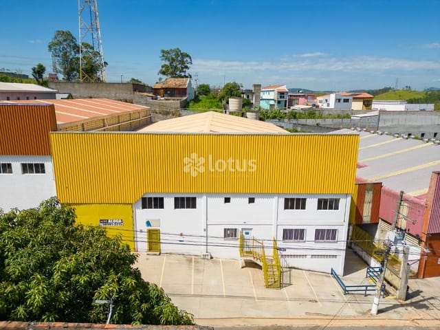 Galpão / Barracão com 1000m², para alugar, no bairro Guaturinho em Cajamar