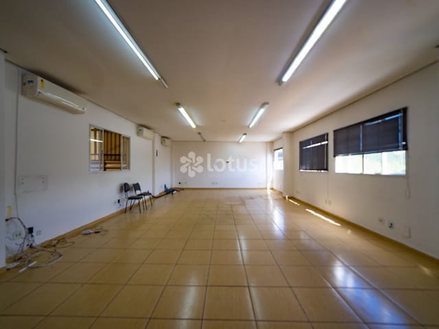Galpão / Barracão com 1000m², para alugar, no bairro Guaturinho em Cajamar