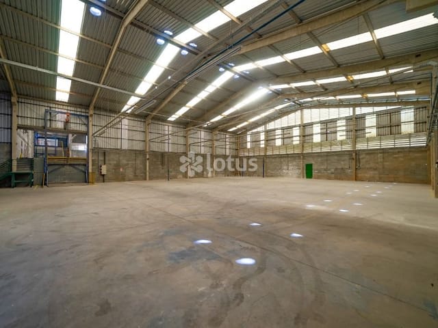 Galpão / Barracão com 1000m², para alugar, no bairro Guaturinho em Cajamar