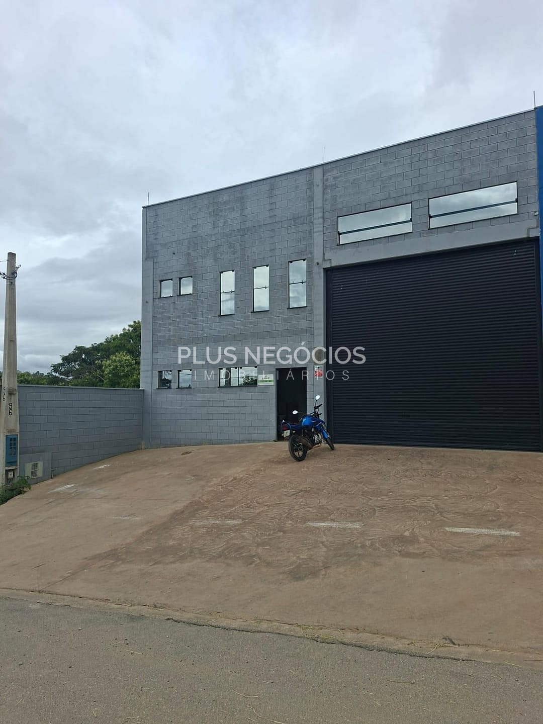 Depósito-Galpão, 330 m² - Foto 2