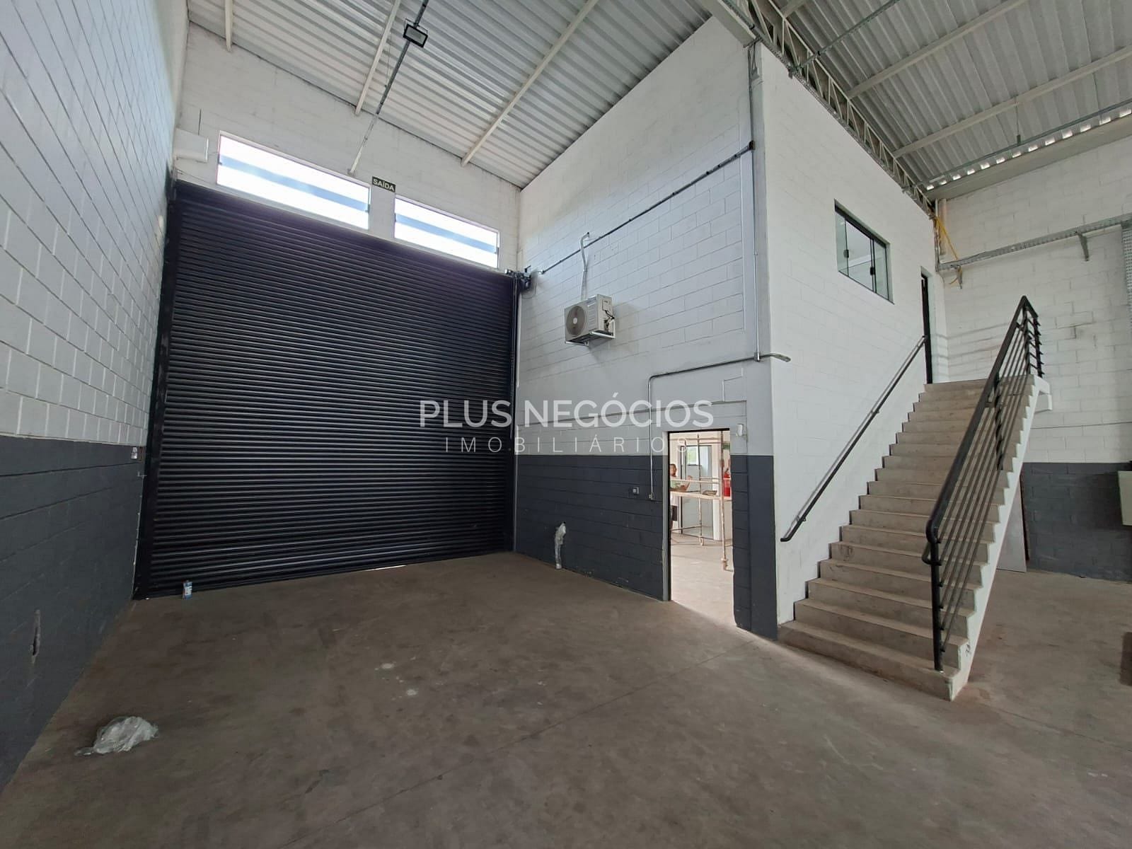 Depósito-Galpão, 330 m² - Foto 3