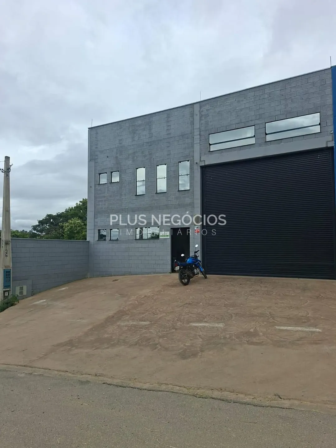Depósito-Galpão, 330 m² - Foto 2