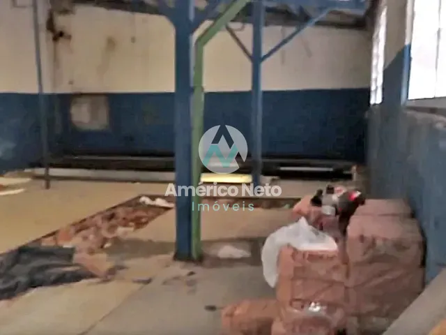 Galpão / Barracão para alugar, no bairro Santo Antônio em São Caetano do Sul