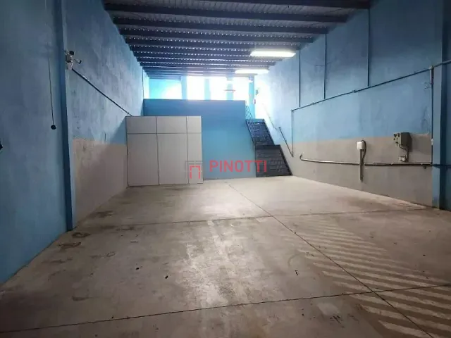 Galpão / Barracão para alugar, no bairro Rudge Ramos em São Bernardo do Campo