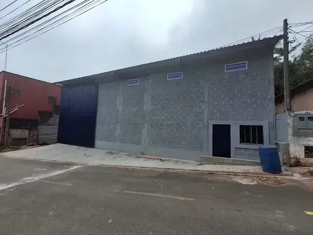 Galpão / Barracão com 200m², para alugar, no bairro São Judas Tadeu em Vargem Grande Paulista