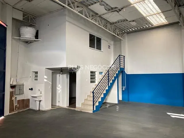 Galpão / Barracão para alugar, no bairro Jardim Bertanha em Sorocaba