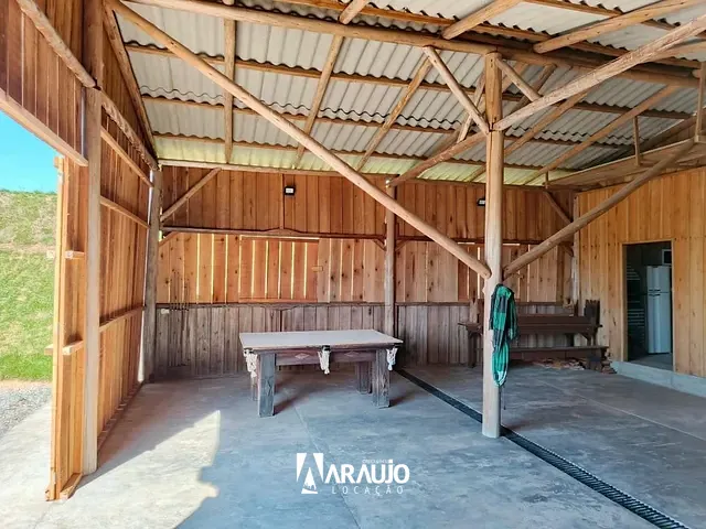 Galpão / Barracão com 500m², para alugar, no bairro Margem Esquerda em Ilhota