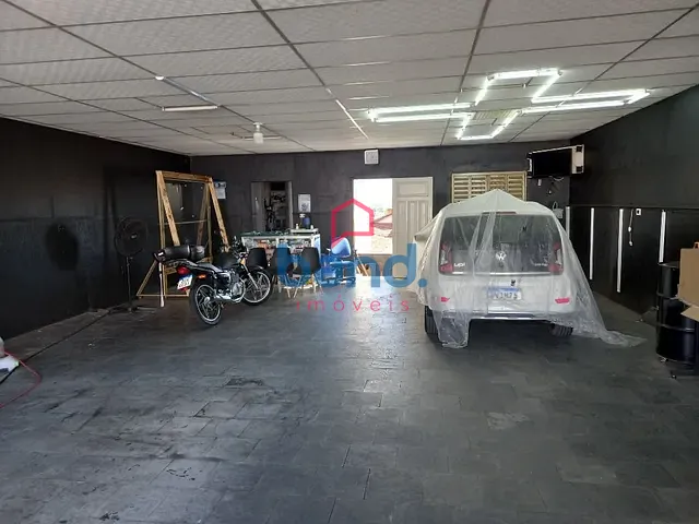 Galpão / Barracão com 240m², à venda, no bairro Vila Alcalá em Porto Feliz